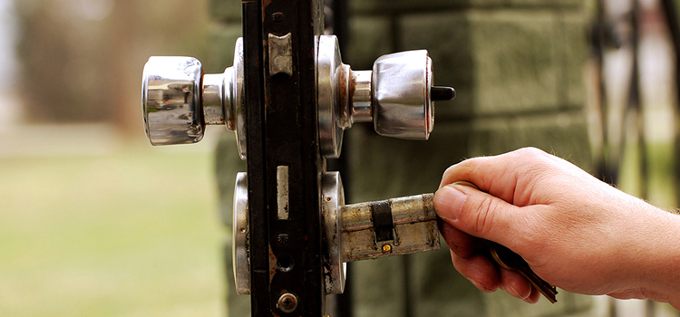 front door latch repair Niagara-on-the-Lake